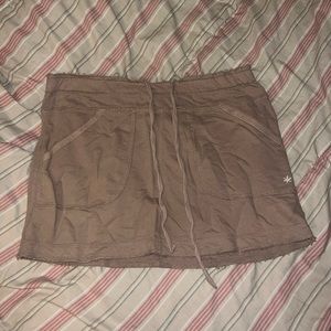 brown mini skirt